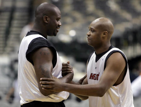 日本队强势晋级八强