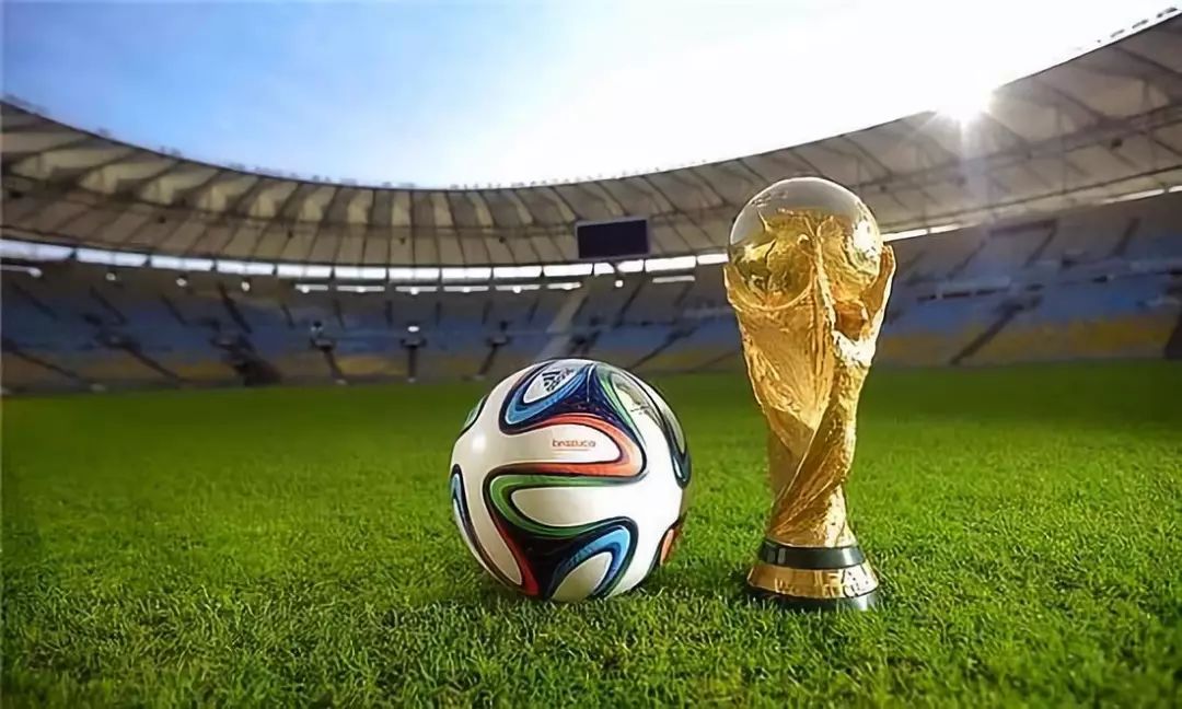 巴萨官方：库巴西右脚踝胫腓前韧带拉伤，将接受保守治疗