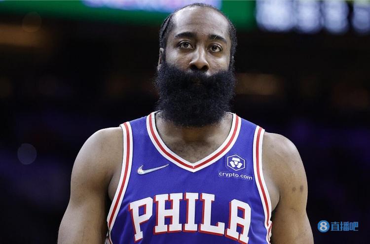 勇士主场120-113力克雄鹿，全面分析球员表现与关键因素