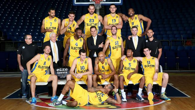 2025 赛季回顾：山本由伸单季 220 次三振的表现，获评大联盟年度“最令人窒息的控制力”