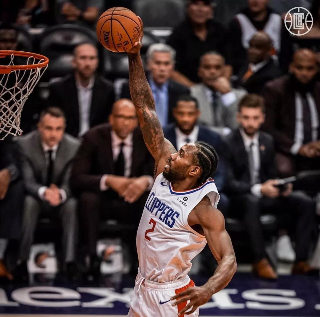 罗马俱乐部已与詹卢卡·曼奇尼和布莱恩·克里斯坦特就续约达成协议 来源：转会专家迪马济奥