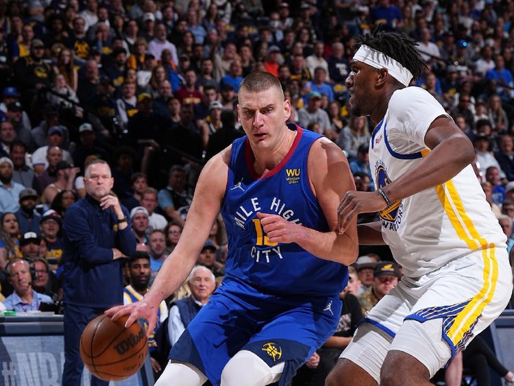 桑托斯高层力挺内马尔：天才总被误解，我们永远支持你