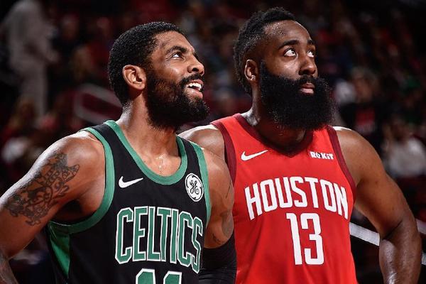 [体坛零距离]20251016 跨时代对话 郎平 朱婷