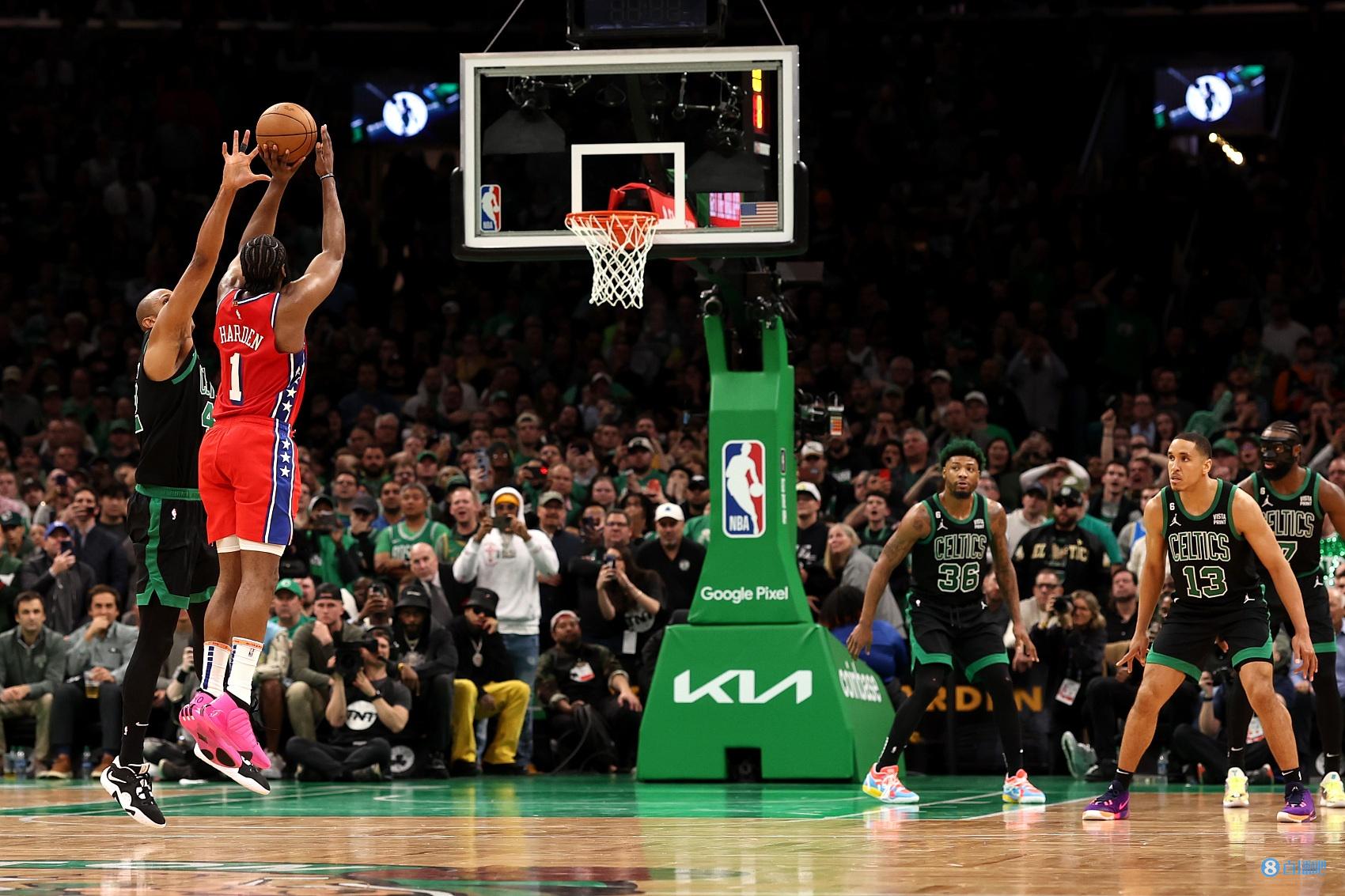 曼联后防连连犯错饱受批评